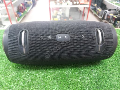 Портативная колонка JBL extreme 2 с з.у.(дефект на корпусе)