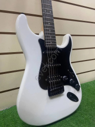 Электрогитара ashtone ST-200 WH